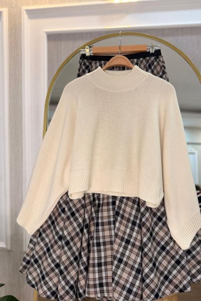 EKOSE ETEKLİ PREMİUM TAKIM Ekru-Siyah Ekru Siyah